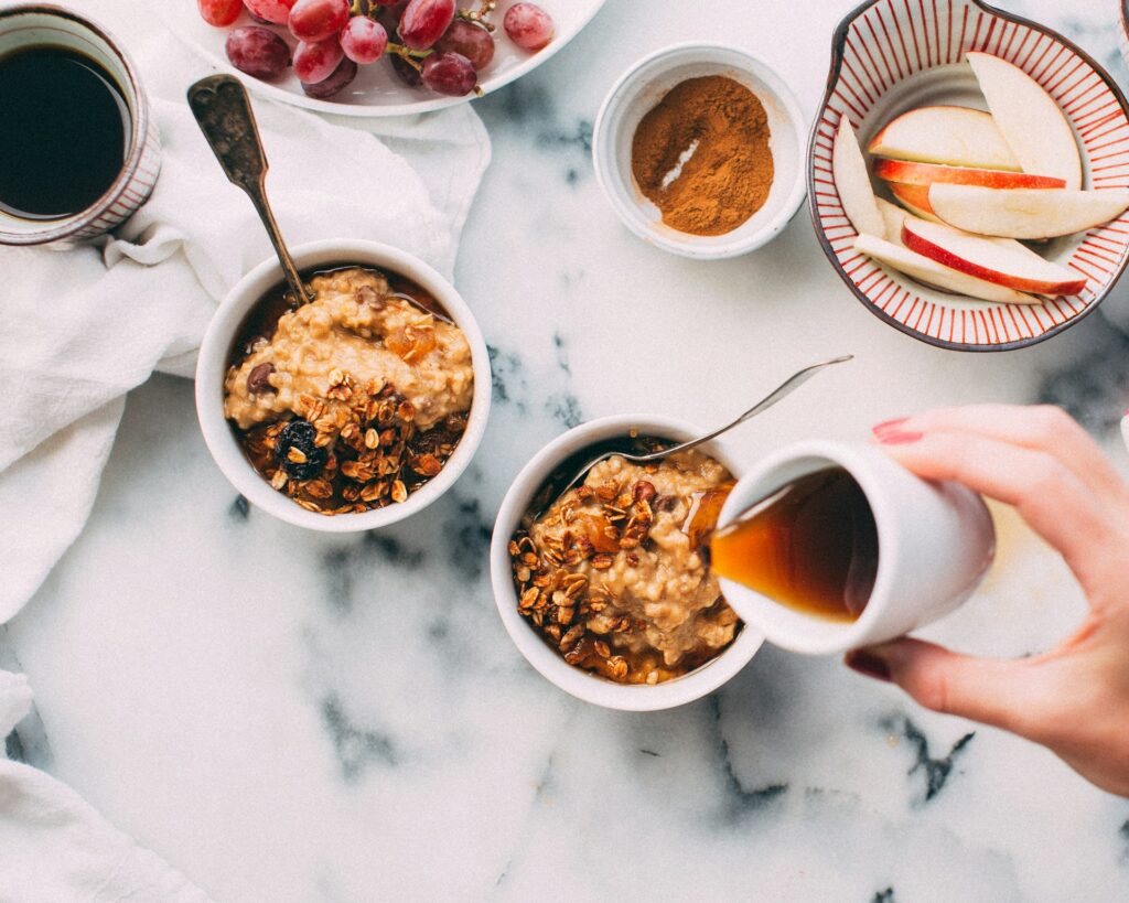 Maple Syrup Oatmeal with Granola